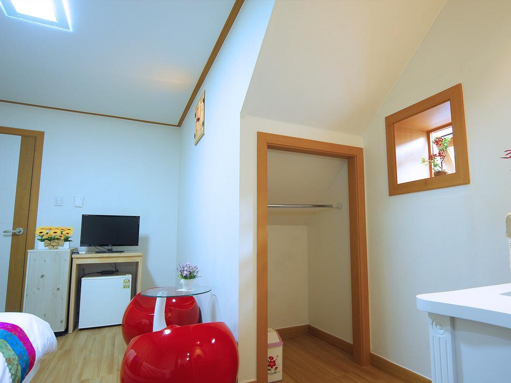 Mago Guesthouse سيول الغرفة الصورة
