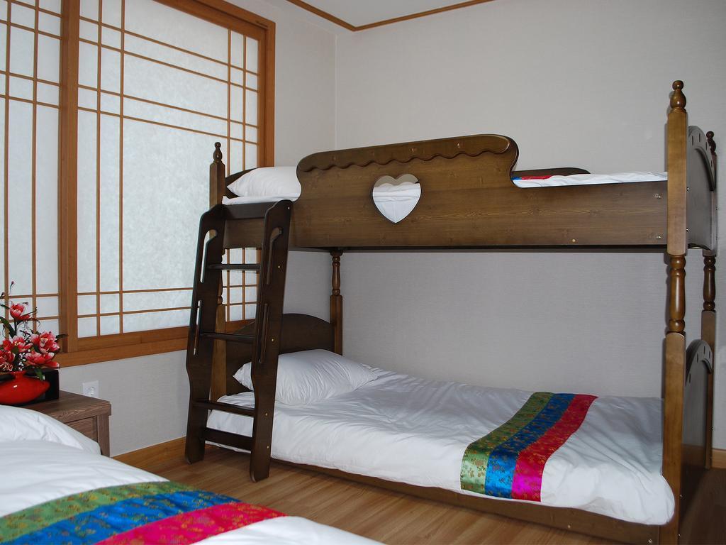 Mago Guesthouse سيول الغرفة الصورة